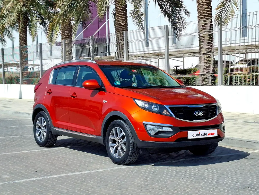 Kia Sportage 2015 — photo 1 of 15