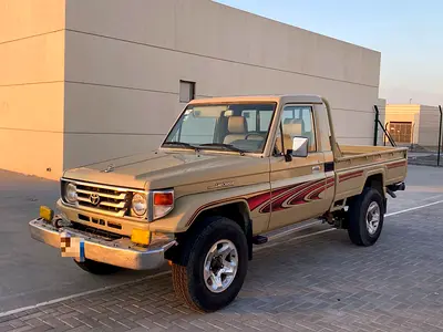 Toyota Land Cruiser pickup 2006
