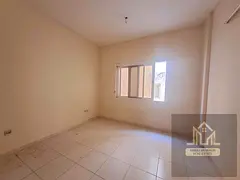Spacious Studio in Family Building | Prime Location – Muwaileh