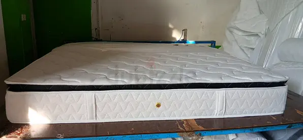 Brand new queen size spring pillow top mattress