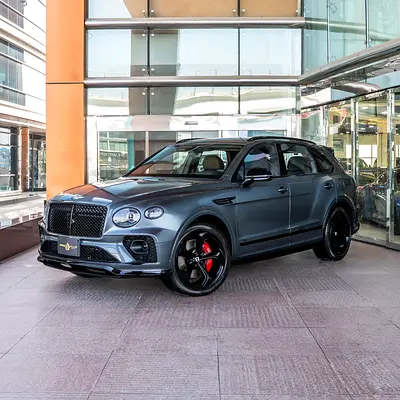 2023  BENTLEY BENTAYGA S HYBIRD  DONE  ONLY 18,000KM