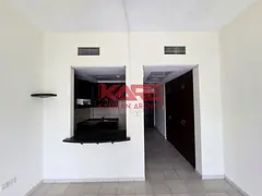 8 Wardrobe Studio Close to Metro
