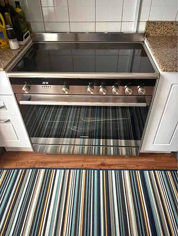 Siemens IQ500 Freestanding Electric Cooker Latest Model Under Warranty