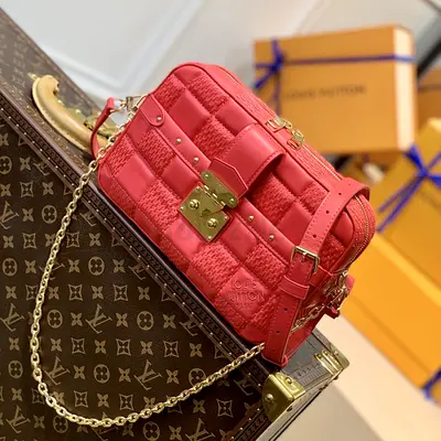Louis Vuitton Troca H27 Damier Quilt Lambskin