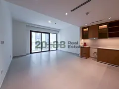 Community View l Vacant Unit l Refined Interiors