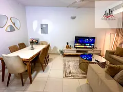 Sharjah, Muwaileh: Fully furnished, super deluxe apartment, second occupancy. Two bedrooms, living r