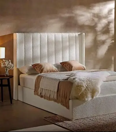 Elegant Cream Upholstered Bed with Plush Headboard160/200bed with soft pillow top spring mattress