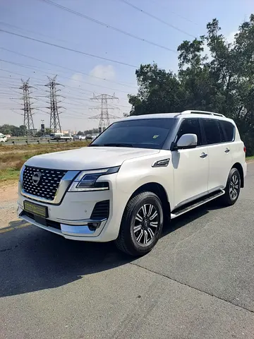 NISSAN PATROL 2023 SE TITANIUM V6 FULL OPTION NO ACCIDENT NO REPAINT VERY CLEAN CAR