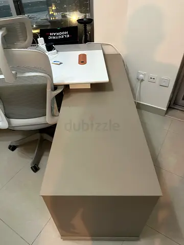 Modern L Shape office Table with Storage