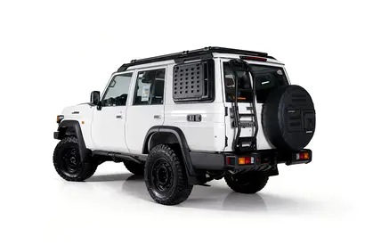 2025 Toyota LAND CRUISER 70 SERIES — фото 12