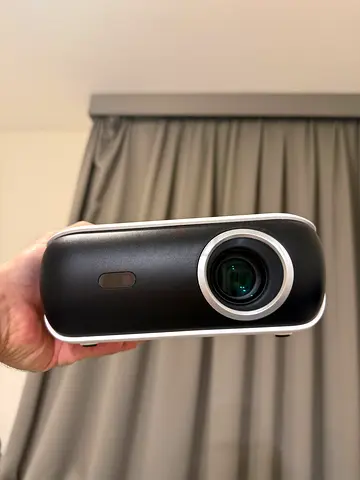 Smart TV Projector