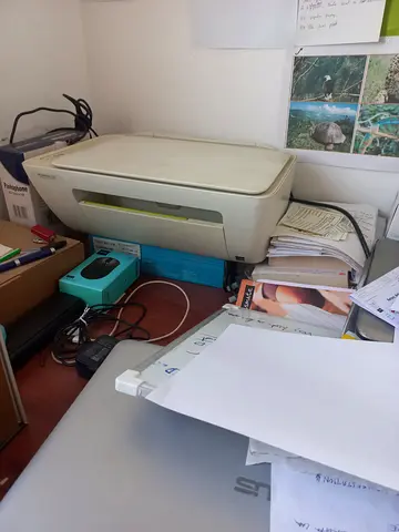 HP Deskjet 2130 Copy, Scan, Color  BW Print Machine for Sale