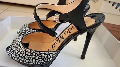 Stylish High Heels with Rhinestones