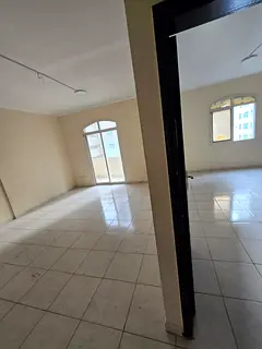 One bedroom and living room, excellent view, second tenant, flexible payment options, close to all s