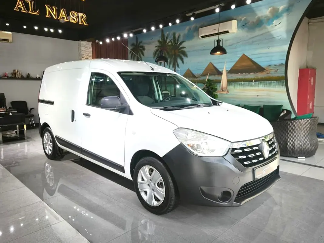 Renault Dokker 2022 — photo 1 of 15