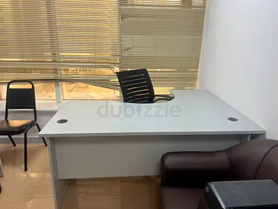 Modern Office Study Table with Ergonomic Design
