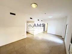 3 Bedroom I Closed Kitchen I 2 Balconies I Rented