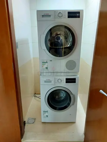 . BOSCH Series 6 Model Separate Washer 9 kg Dryer 9 kg