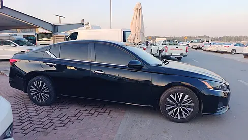 Nissan Altima SV – 2023 – American Specs
Model: 2023
Mileage: 83,212 KMS
Spec: American
Very well-ma