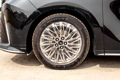 صورة 10 لـ 2026 Lexus LM-SERIES
