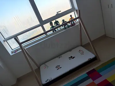 Wooden floor kids bed