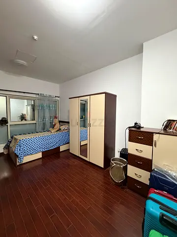 Bedroom set for sale(Cupboard+Bed+Standing drawer)