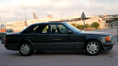 صورة 3 لـ 1992 Mercedes-BENZ E-CLASS