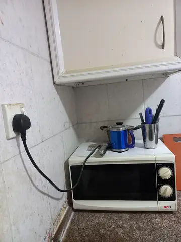 Compact and Reliable Microwave Oven