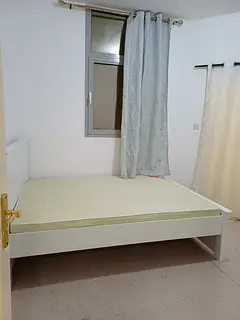 NEAT AND CLEAN ROOM WITH SEPARATE TOILET ,NON COOKING EXECUTIVE BATCHELOR (Indian preferable)