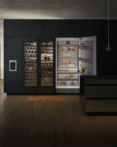 Gaggenau latest model series 400 fridge freezer with 2 wine fridge 3 zone built-in integrated model