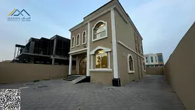 Modern finishes / Prime location / Price negotiable