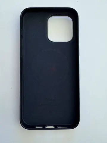 iPhone 15 Pro Max woven case