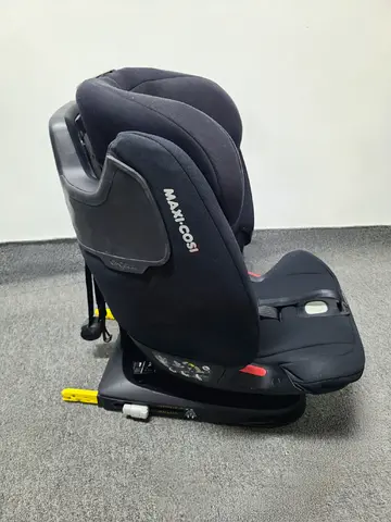 Maxi-Cosi Titan S i-Size Car Seat, G-CELL Side Impact Protection, Adjustable Recline