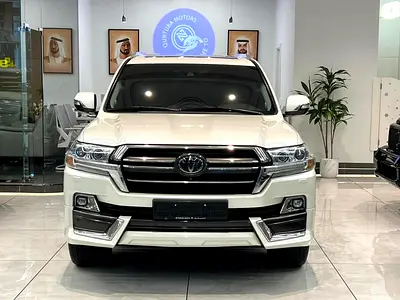 Toyota Land Cruiser Grand Touring VXR 5.7L – 2021 Model