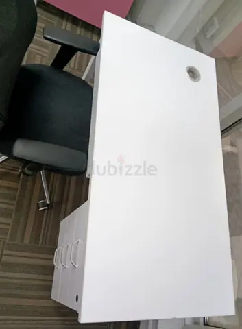 Used Office Tables and Chairs