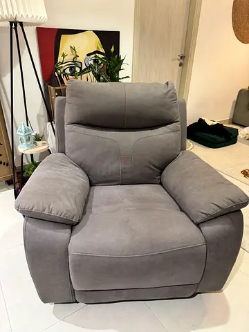 Comfy and Stylish lazy boy Chair