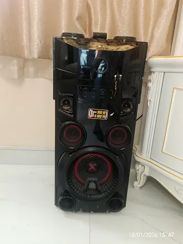 Powerful Black Home Audio System for Sale