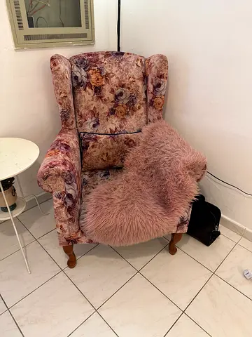 Arm chair