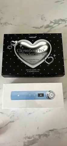 Medicube Age-R Booster Pro + bedazzle Kit