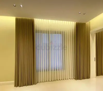 CURTAIN BLINDS