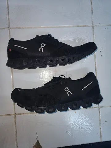 On Runner Shoes (Perfect condition inside out)