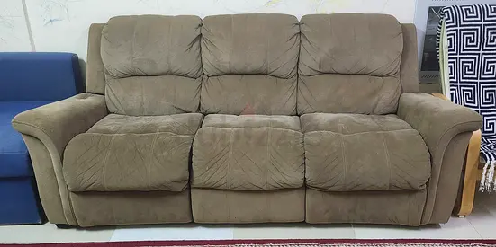 Comfortable Reclining Sofa for Sale