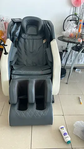 Massage chair excellent condition