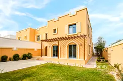 Spacious 4BR Villa | End Unit | Large Plot
