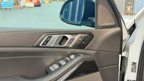 2025 BMW X7 缩略图 13