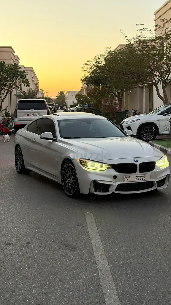 430i