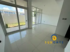 Vacant soon, Single row, Pool &amp; Park views
