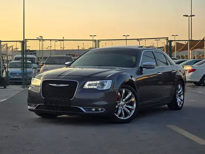 كرايسلر 300c مواصفات خليجية 2016 هيمي بحالة جيدة