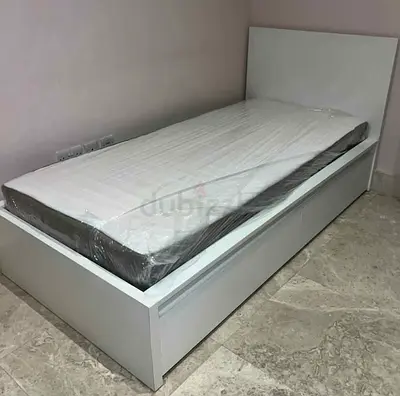 Malam single bed 90/200 with  IKEA mattress and 2 storage drawers