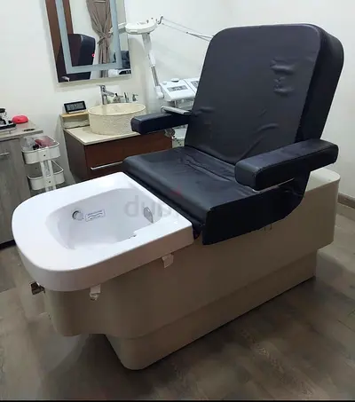 Urgent sale -grade Pedicure Chair with Sink